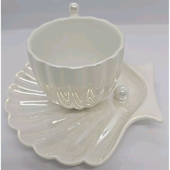 Ceramic Shiny Silver White Tea Cup & Shiny Seashell Saucer Set - Picture 7 of 8